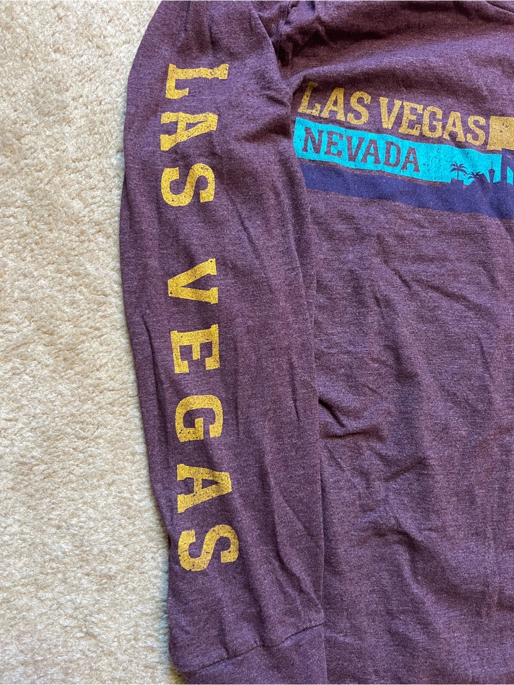 Las Vegas Nevada Retro Graphic Long Sleeve Shirt Purple Small - Picture 2 of 4